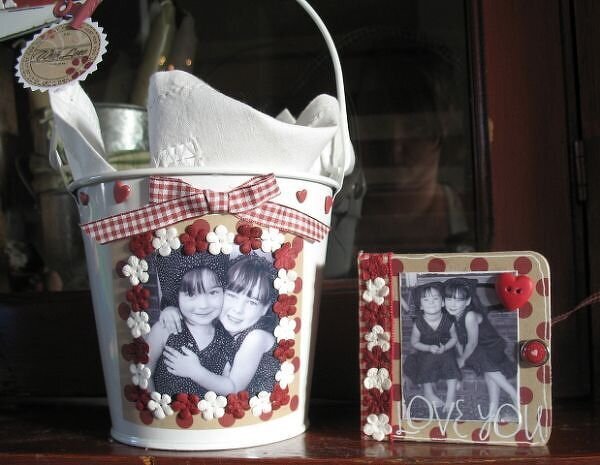 ~Valentine&#039;s Day Mini Album in a Bucket~ MM Valentines Kraft