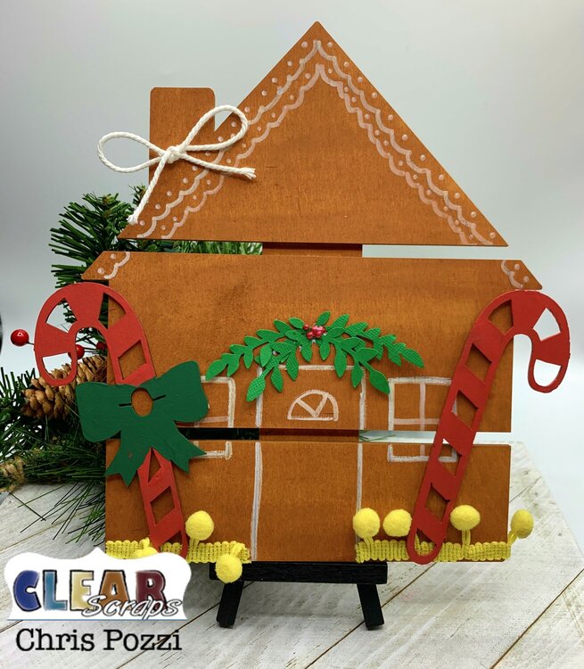 Gingerbread house pallet