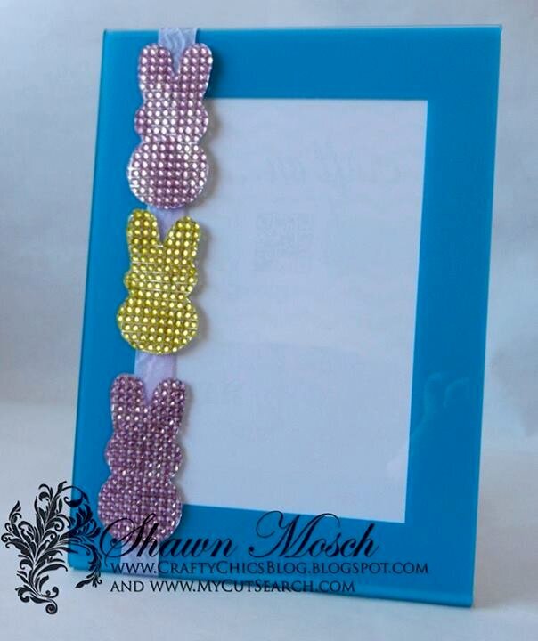 Picture frame with sparkle