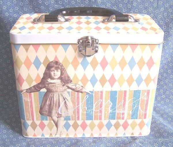 Vintage Altered Lunchbox: Foofala 