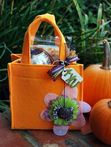 Spider Flower Treat Bag *Imaginisce*