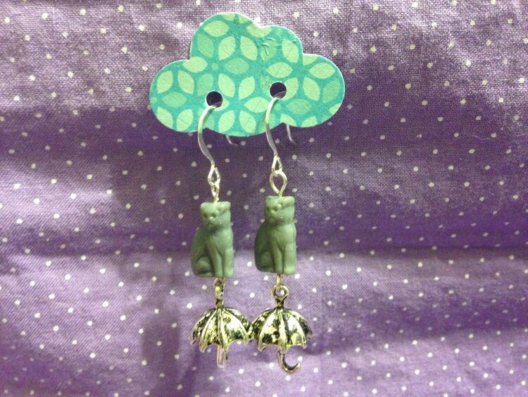 it&#039;s raining cats and cats earrings