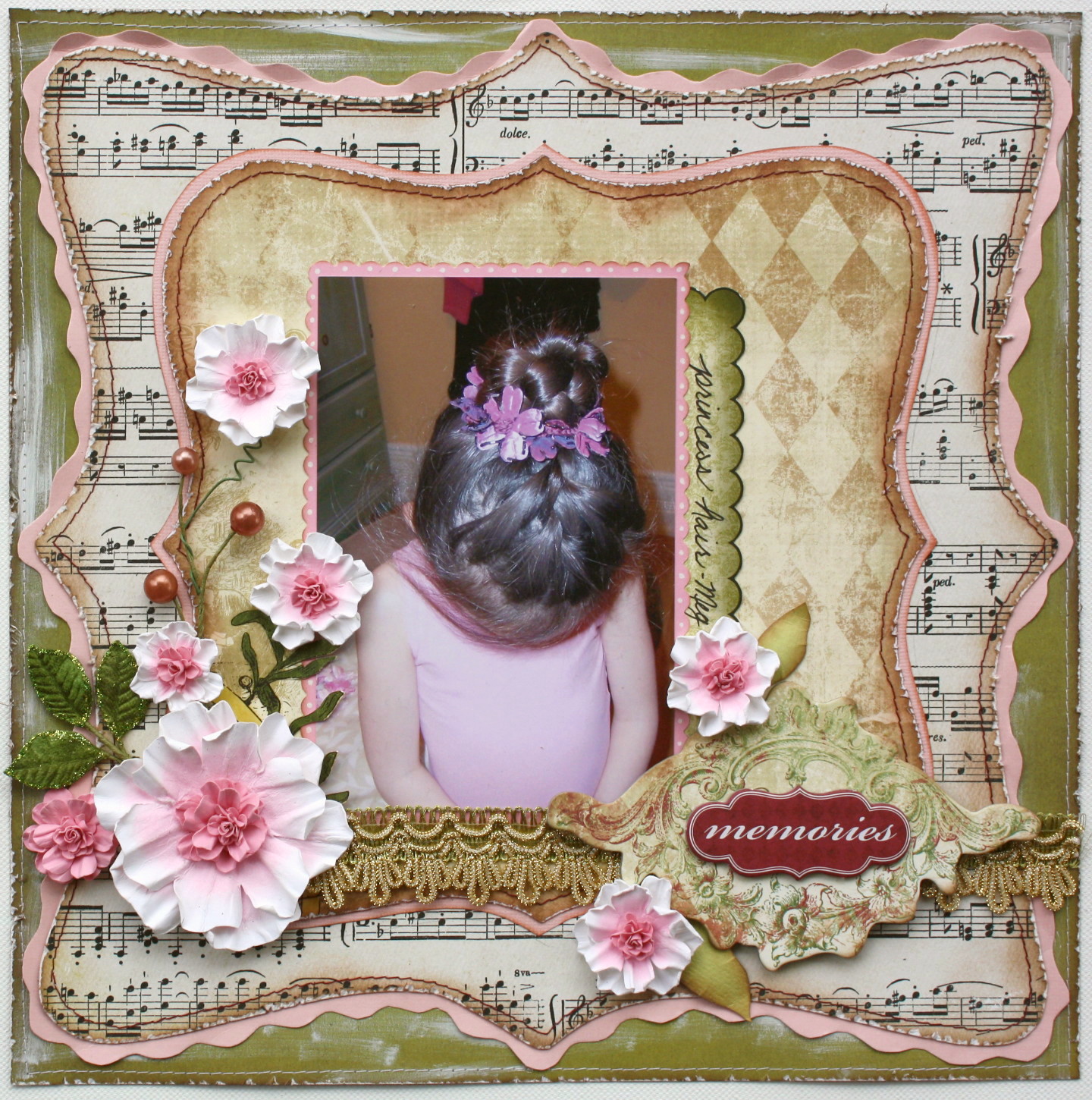 Memories **MY CREATIVE SCRAPBOOK**