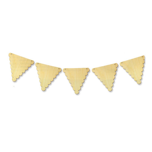 Carolee's Creations - Adornit - Wood Decor Collection - Scallop Banner, CLEARANCE