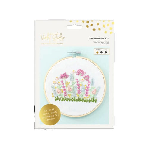 Violet Studio - Kit - Make Your Own Embroidered Decoration