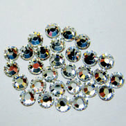 EK Success - Jolee's Jewels - Crystallized Swarovski Elements Collection - Flat Back Jewels - 4 mm - Crystal