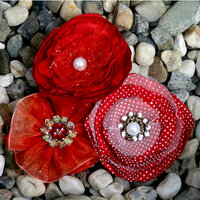 Petaloo - Expressions Collection - Fabric Flowers - Red