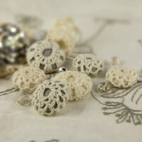 Prima - Cute as a Button Collection - Flower Center Embellishments - Precious