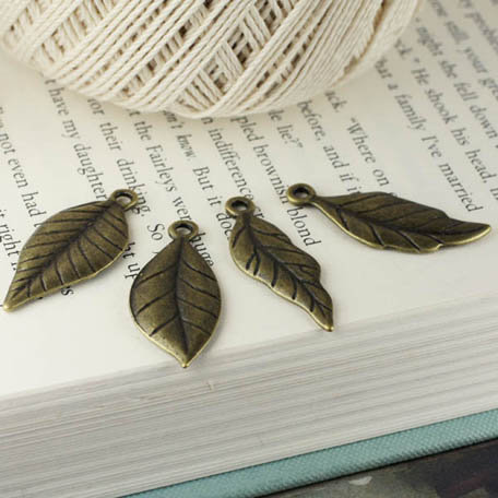 Prima - Tiny Treasures Collection - Metal Embellishments - Leaves