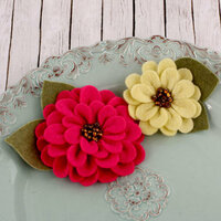 Prima - Cascade Collection - Fabric Flower Embellishments - Strawberry