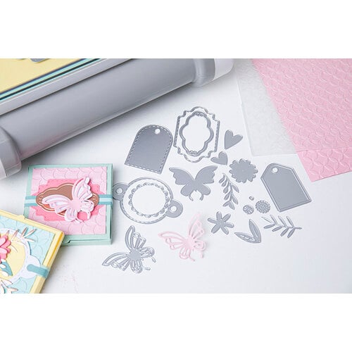 Sizzix Big Shot Plus My Life Handmade Starter Kit