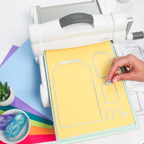 Scrapbook.com - Jumbo Decorative Die Set - Nested Tags