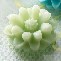 Websters Pages - Whimsies - Resin Embellishment Pieces - Mini Flower Petals - Cool Green