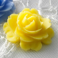 Websters Pages - Whimsies - Resin Embellishment Pieces - Roses in Bloom - Yellow